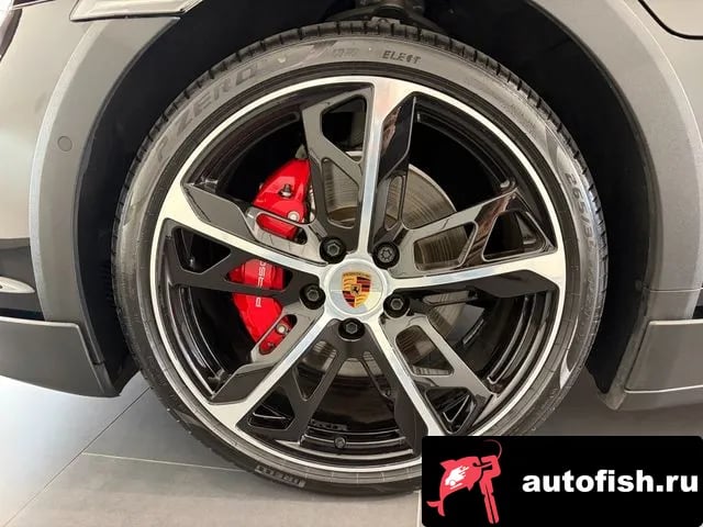 Porsche Taycan Taikan 2025 года - вид 5