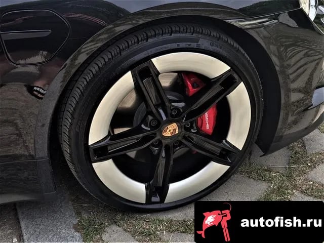 Porsche Taycan Taikan 2025 года - вид 5