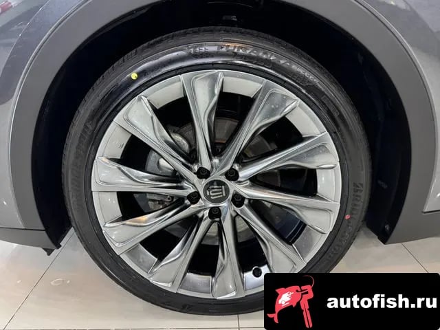 Toyota Crown Crown Crossover 2024 года - вид 5