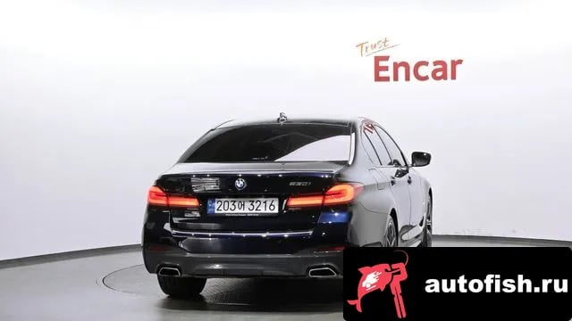 BMW 5-Series 5 Series (G30) 2022 года - вид 4