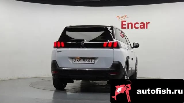 Peugeot 5008 5008 second generation 2018 года - вид 4