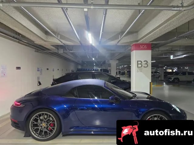 Porsche 911 911 (992) 2020 года - вид 6