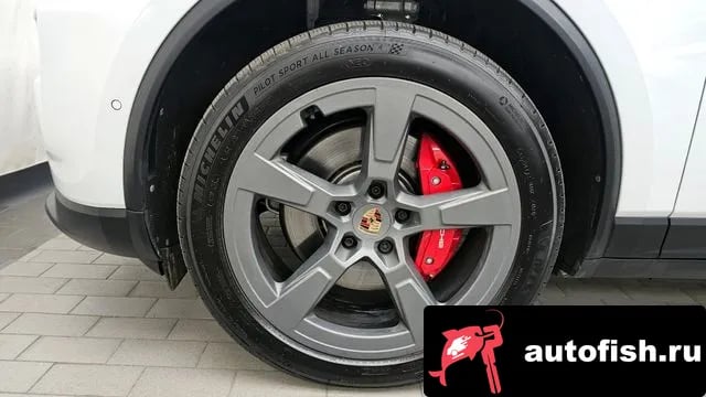 Porsche Macan Makan EV 2025 года - вид 5