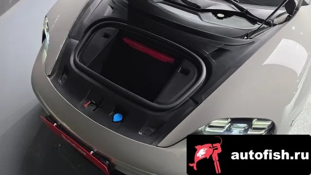 Porsche Taycan Taikan 2024 года - вид 6
