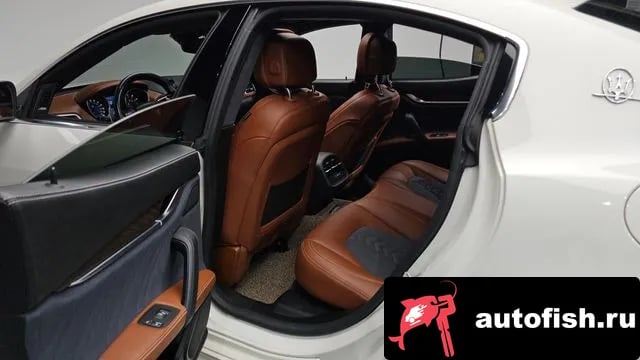 Maserati Ghibli Gibley 2018 года - похожие автомобили