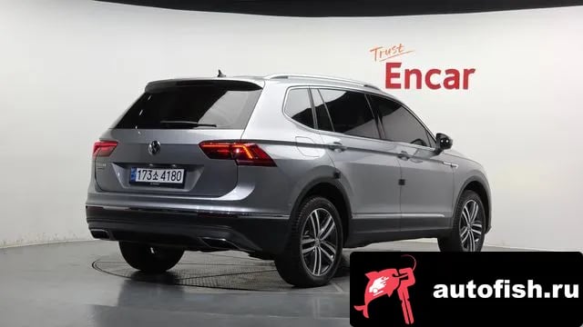 Volkswagen Tiguan Tiguan Allspace 2020 года - вид 2