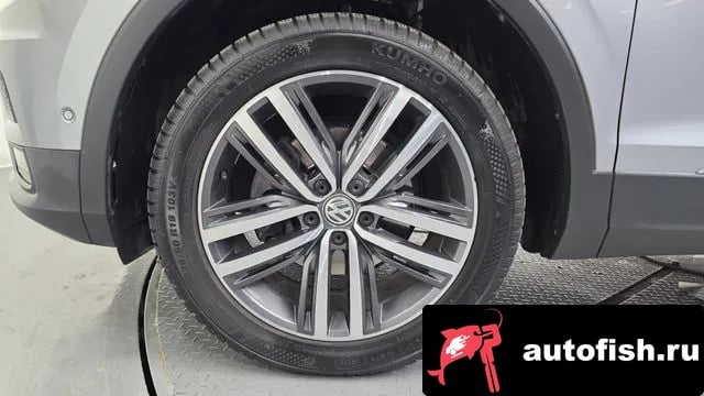 Volkswagen Tiguan Tiguan Allspace 2020 года - вид 5