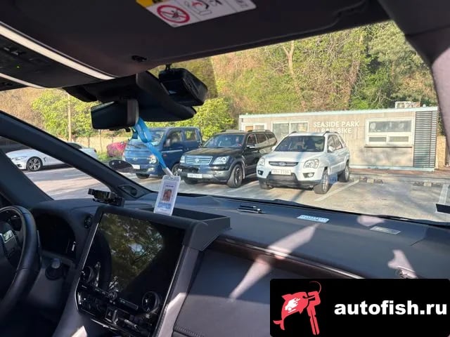 Toyota Alphard Alphad 4th Generation 2025 года - похожие автомобили