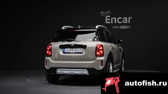Mini Countryman Cooper Country Man 2023 года - вид 4