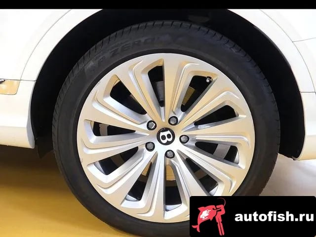 Bentley Bentayga Benteiga 2021 года - вид 5