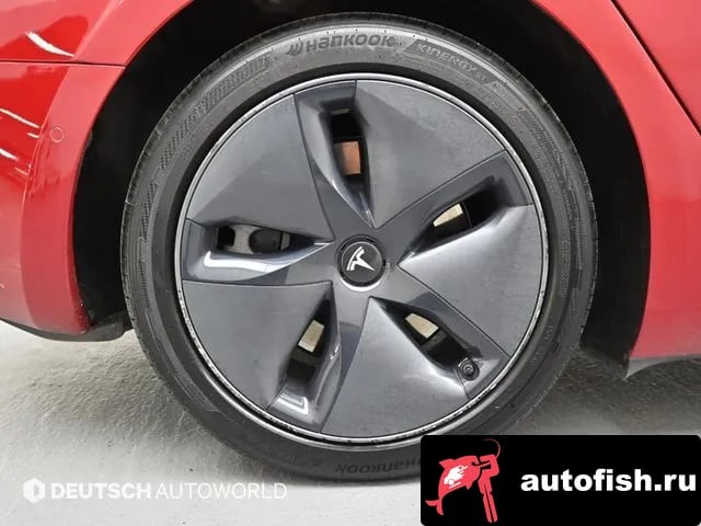 Tesla Model 3 Model 3 2020 года - вид 5