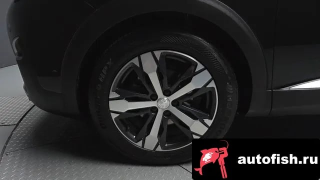 Peugeot 3008 3008 second generation 2019 года - вид 5