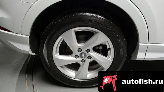 Audi Q3 Q3 (F3) 2020 года - вид 5