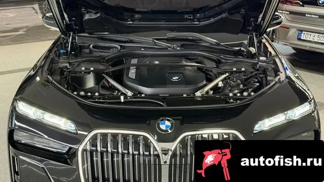 BMW 7-Series 7 Series (G70) 2024 года - вид 6