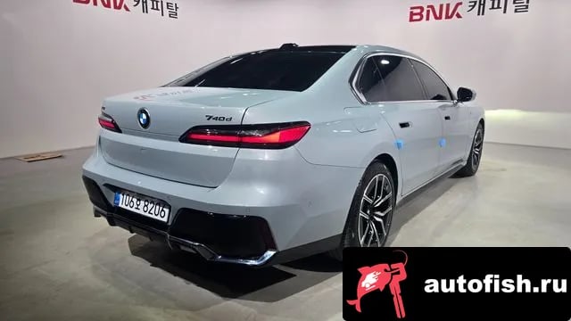 BMW 7-Series 7 Series (G70) 2025 года - вид 2
