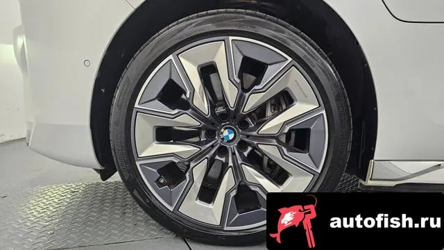 BMW 7-Series 7 Series (G70) 2023 года - вид 5