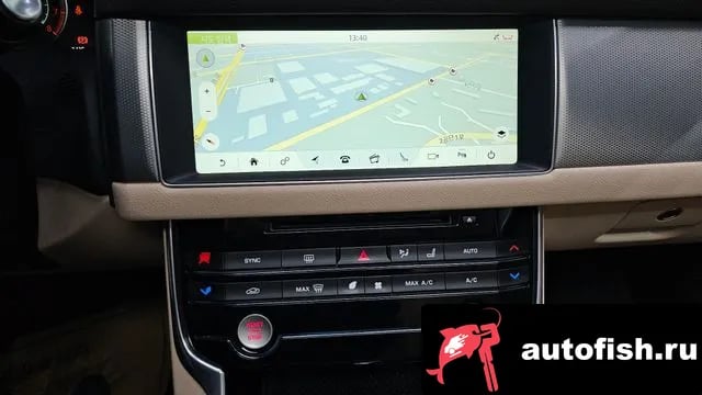 Jaguar XF XF (X260) 2018 года - похожие автомобили