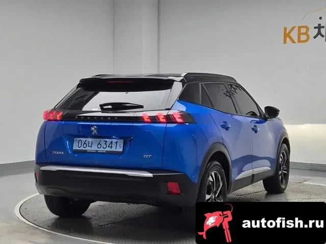 Peugeot 2008 e-2008 second generation 2022 года - вид 3