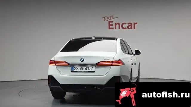 BMW 5-Series 5 Series (G60) 2025 года - вид 3