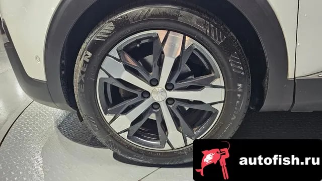 Peugeot 5008 5008 second generation 2019 года - вид 5