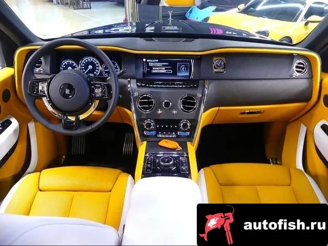 Rolls-Royce Cullinan Cullinan 2023 года - вид 4