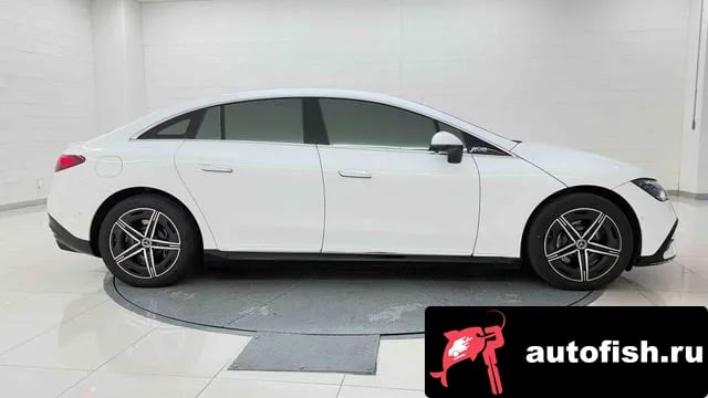 Mercedes-Benz EQE EQE V295 2024 года - похожие автомобили
