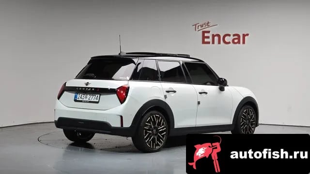 Mini Cooper Cooper S 4th Generation 2025 года - автомобиль из Южной Кореи