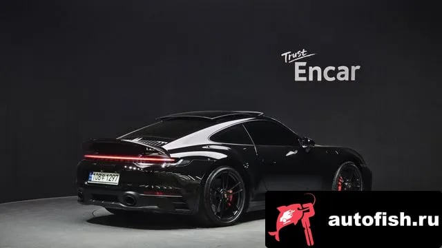 Porsche 911 911 (992) 2023 года - вид 2