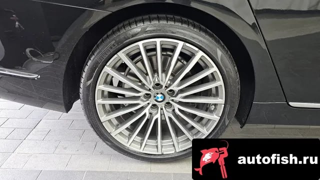 BMW 7-Series 7 Series (G11) 2021 года - похожие автомобили