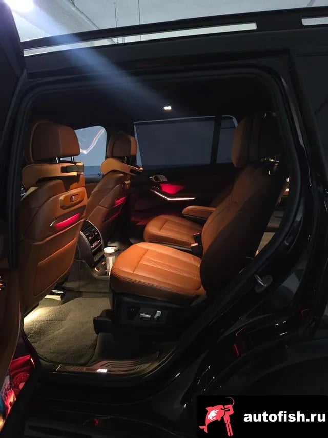 BMW X7 X7 (G07) 2025 года - похожие автомобили
