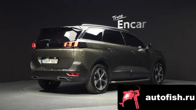 Peugeot 5008 5008 second generation 2018 года - вид 2