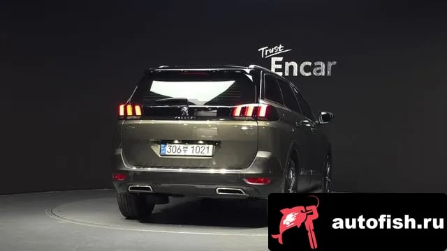 Peugeot 5008 5008 second generation 2018 года - вид 4