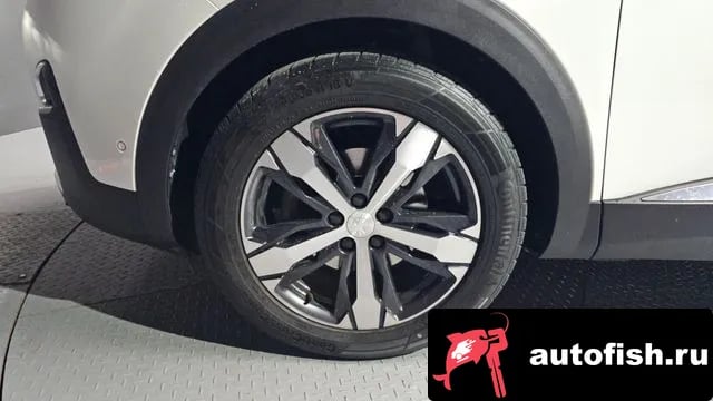 Peugeot 3008 3008 second generation 2021 года - вид 5