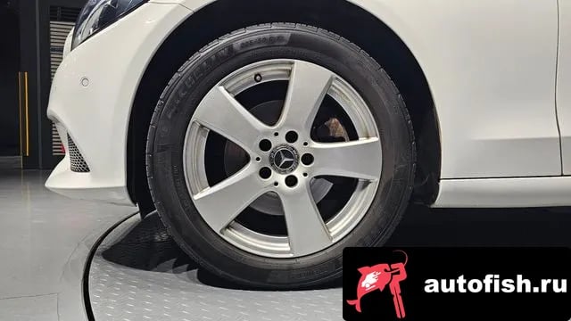 Mercedes-Benz C-Class C-Class W205 2018 года - вид 5