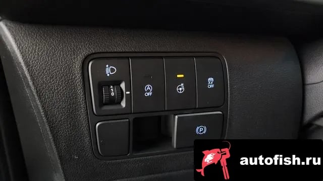 Hyundai Staria Staria 2023 года - похожие автомобили