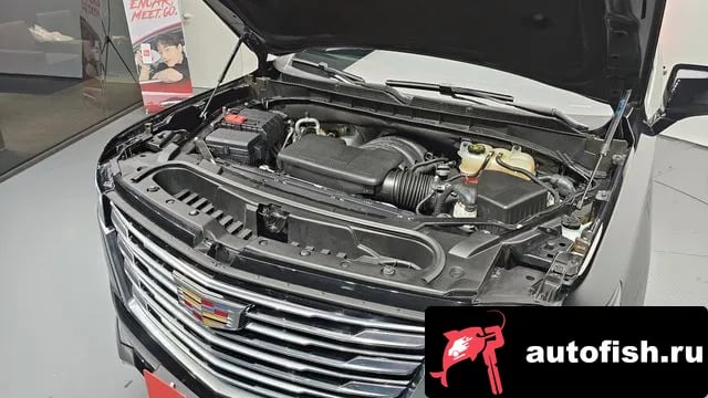 Cadillac Escalade Escalade 5th Generation 2021 года - вид 6