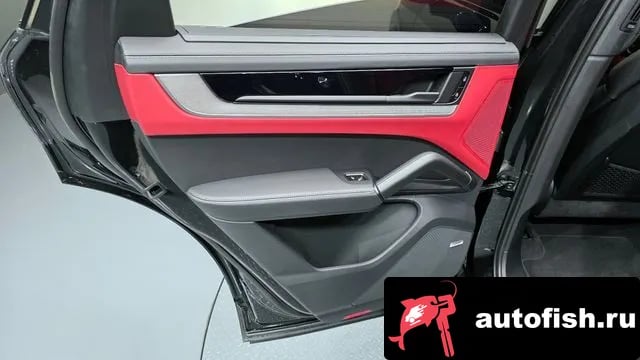 Porsche Cayenne Cayenne (PO536) 2025 года - похожие автомобили