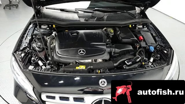 Mercedes-Benz GLA-Class GLA-Class X156 2018 года - вид 6