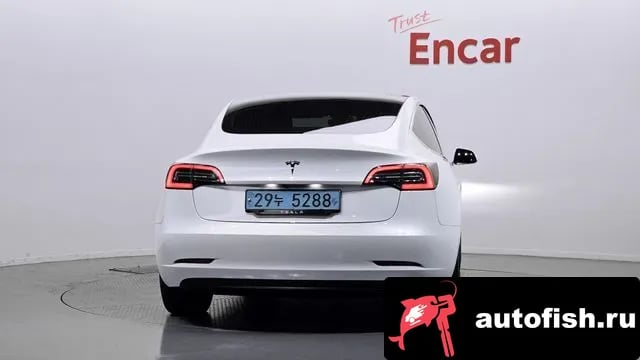 Tesla Model 3 Model 3 2020 года - вид 4
