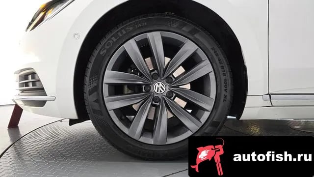 Volkswagen Arteon Atheon 2018 года - похожие автомобили