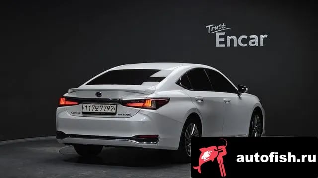 Lexus ES ES300h 7th generation 2021 года - вид 2