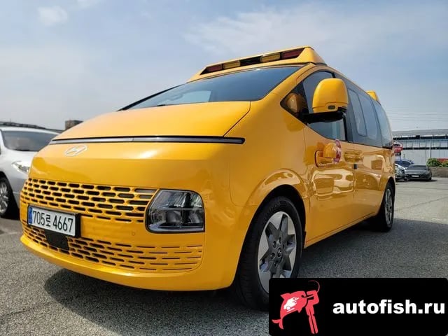Hyundai Staria Staria 2025 года - похожие автомобили