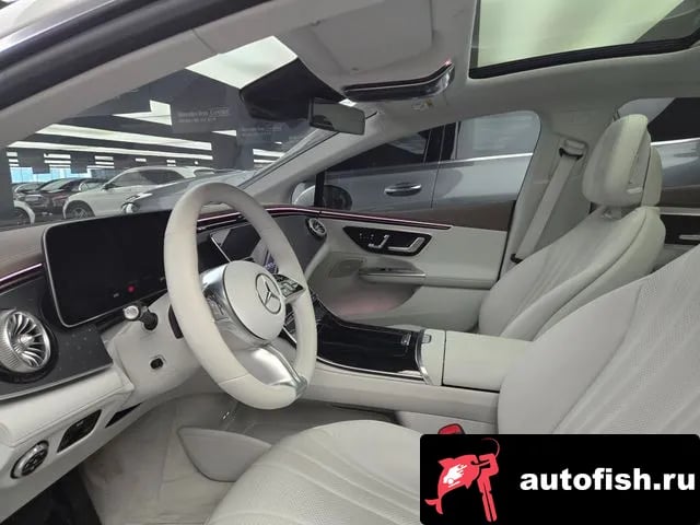 Mercedes-Benz EQE EQE V295 2024 года - вид 2