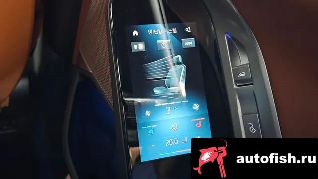 BMW 7-Series 7 Series (G70) 2025 года - похожие автомобили
