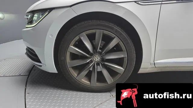 Volkswagen Arteon Atheon 2020 года - вид 5