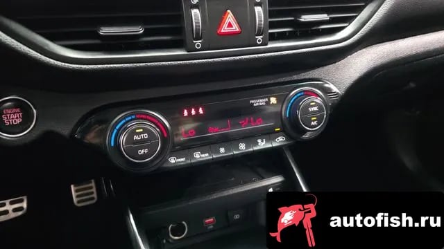 Kia K3 The New K3 2nd generation 2023 года - похожие автомобили