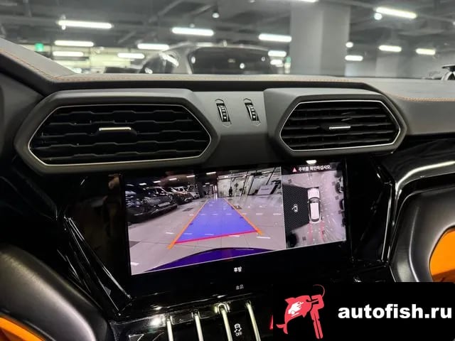 Lamborghini Urus Urus 2024 года - похожие автомобили