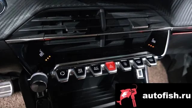 Peugeot 2008 e-2008 second generation 2022 года - похожие автомобили