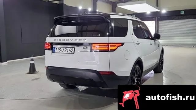 Land Rover Discovery Discovery 5 2019 года - вид 3