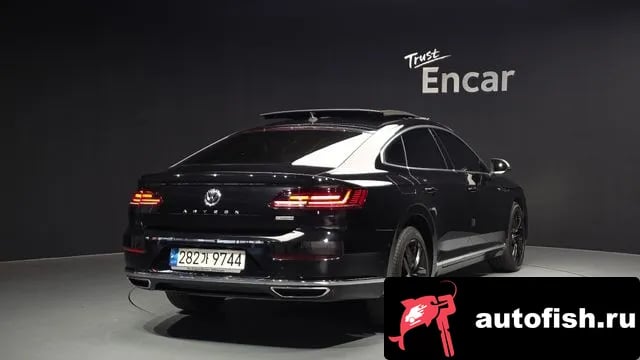 Volkswagen Arteon Atheon 2018 года - вид 2